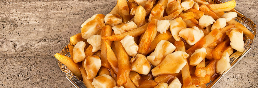 Poutine québécoise